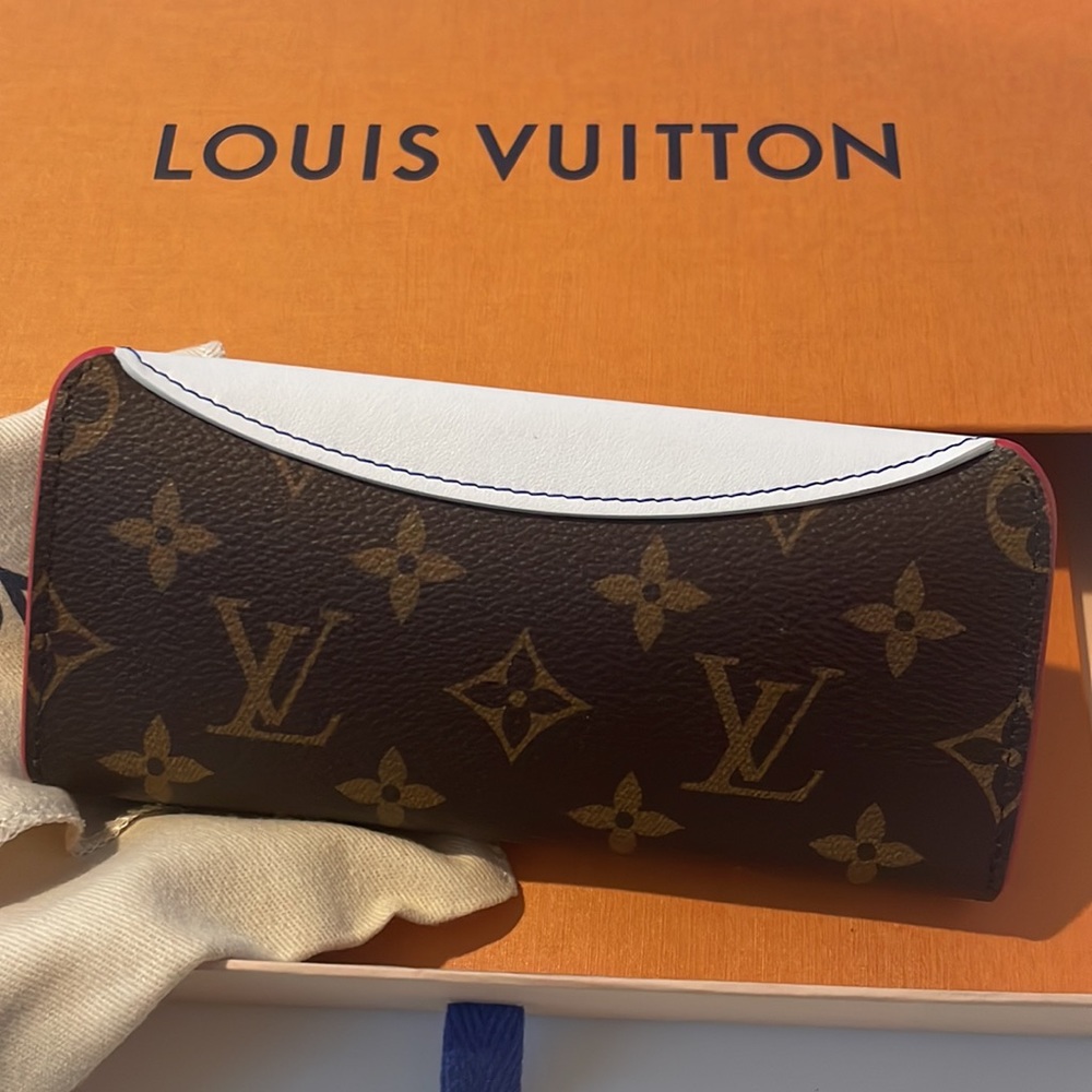 LVXNBA Woody Glasses Case. - Picture 5 of 7